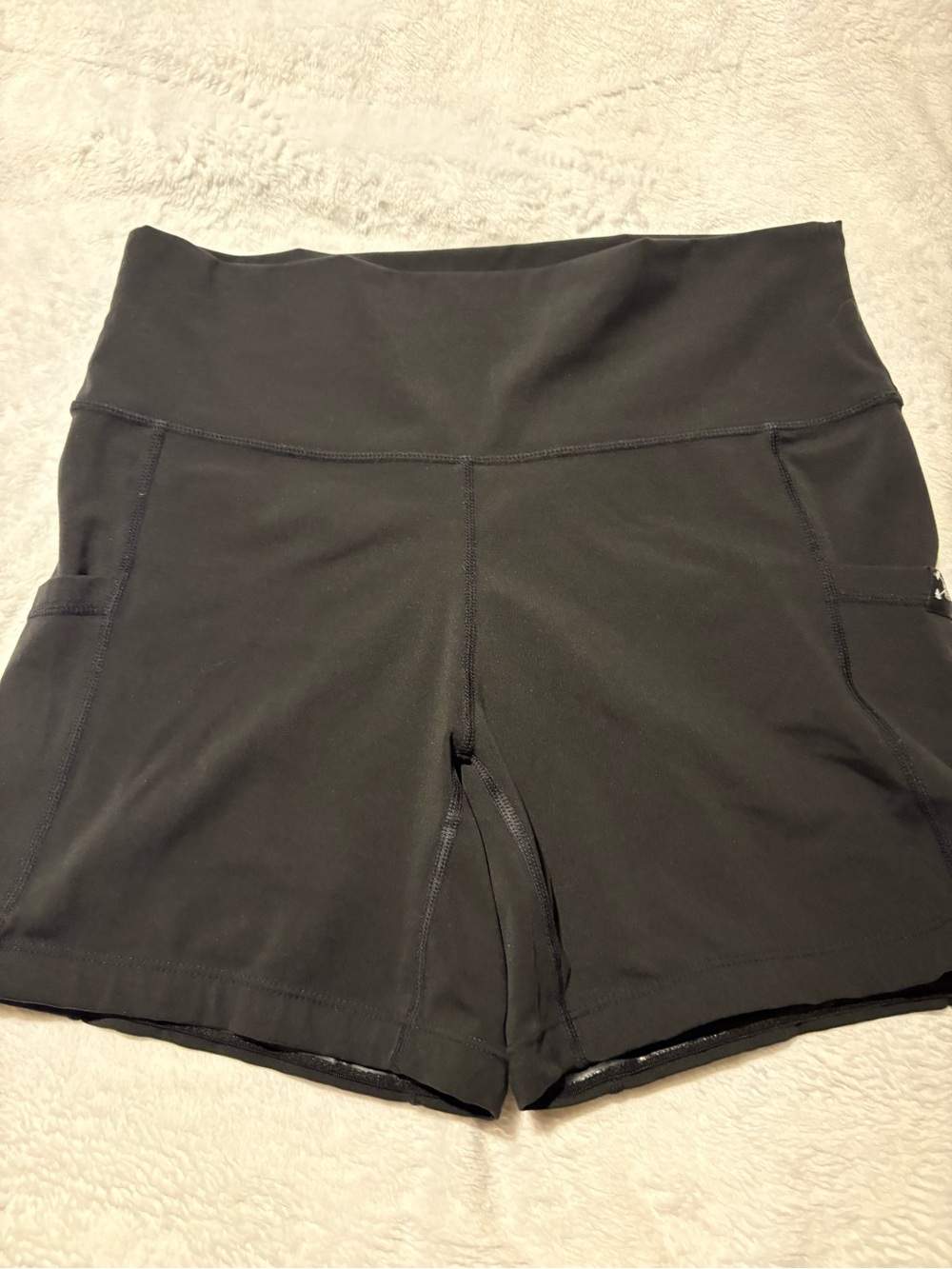 CVG High-Waist Black Women’s Active Shorts - size Medium